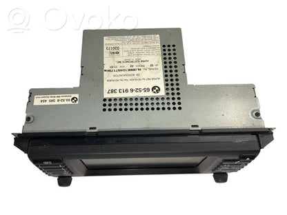 Radio / CD/DVD atskaņotājs / navigācija