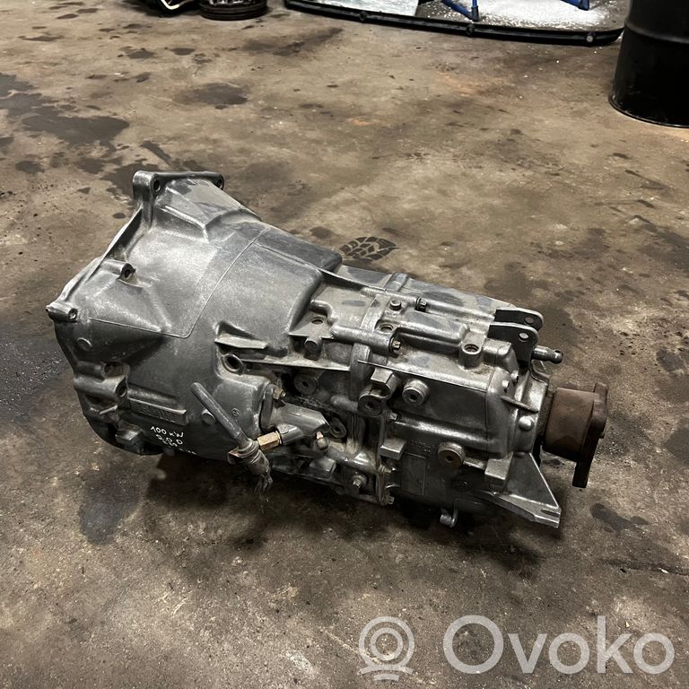 Mehāniska 5 ātrumu pārnesumkārba