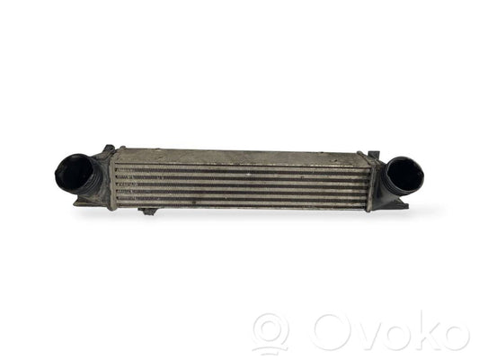 Starpdzesētāja radiators