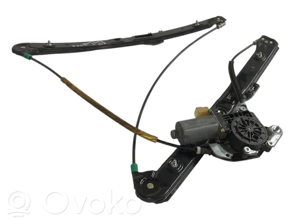 Priekšpusē elektriskā loga pacelšanas mehānisma komplekts