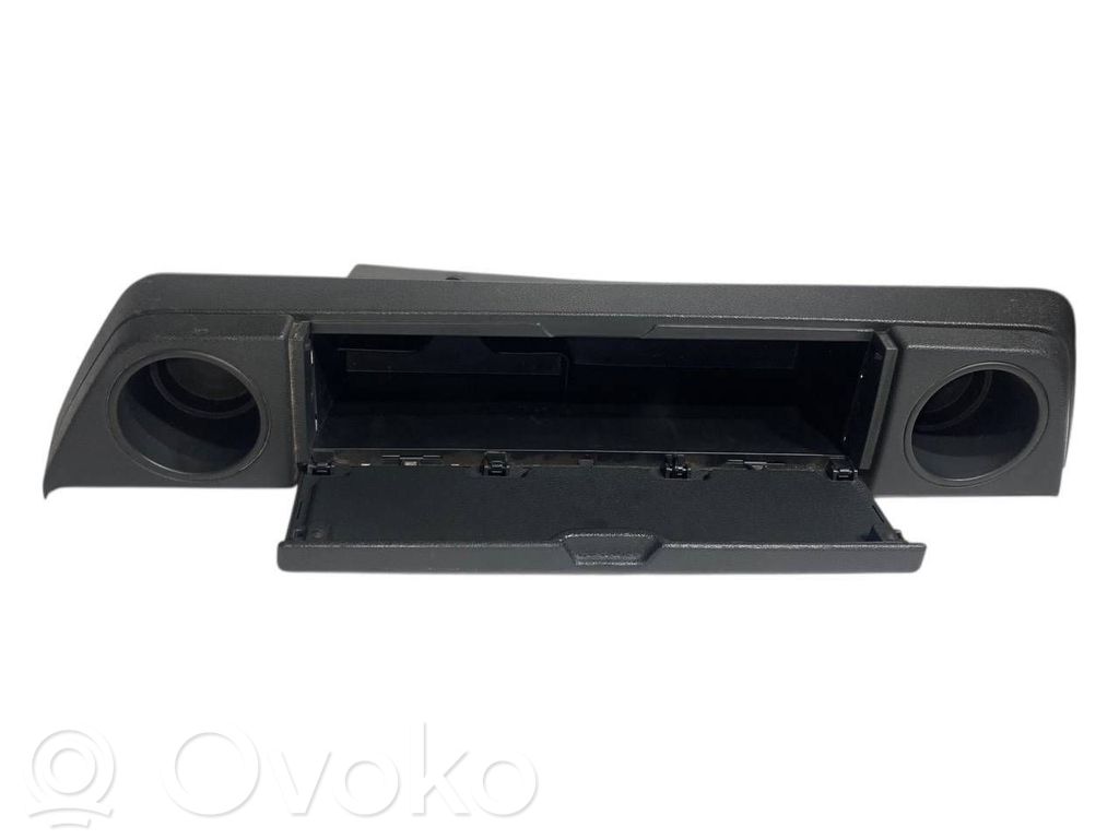 Mantu nodalījums stumbrs