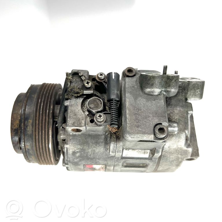 Air conditioner compressor (pump)