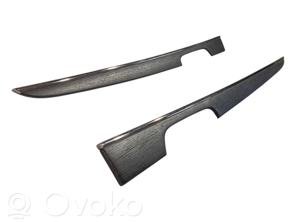 Salona dekoratīvās apdares komplekts