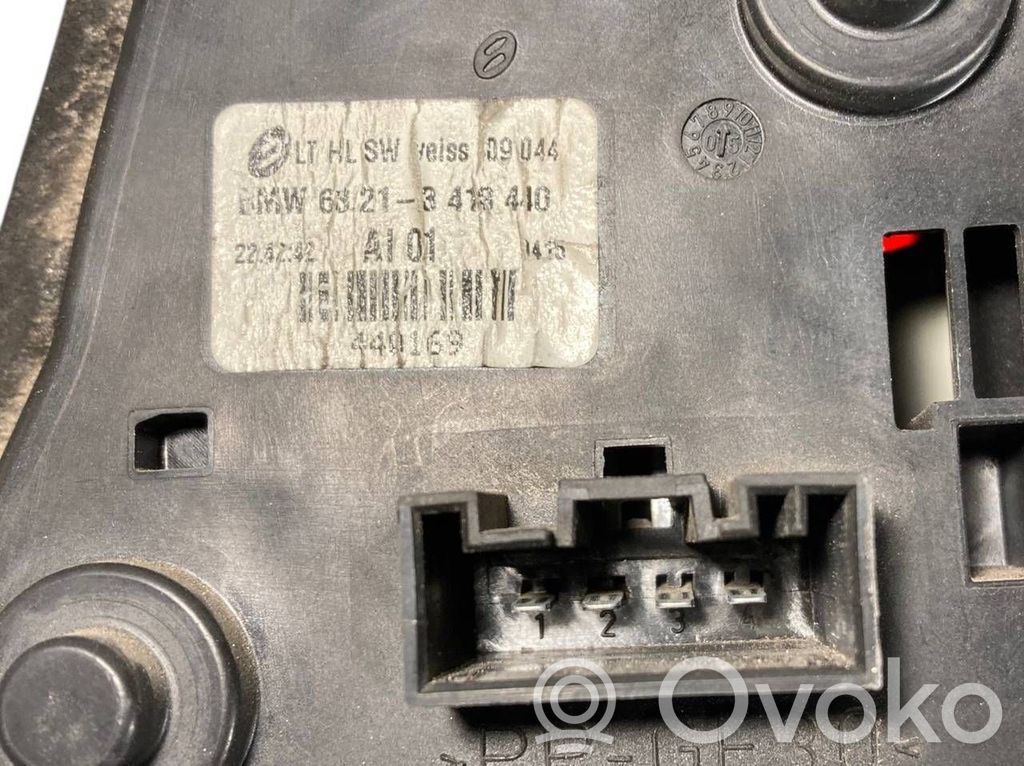 Aizmugurējais lukturis virsbūvē