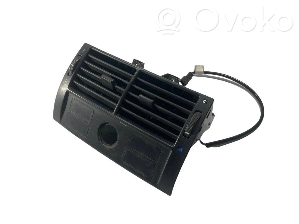 Centrālais gaisa ventilācijas režģis