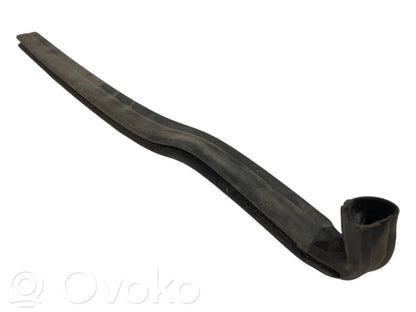 Dzinēja nodalījuma gumija