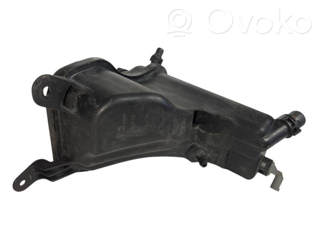 Dzesēšanas šķidruma izplešanās tvertne