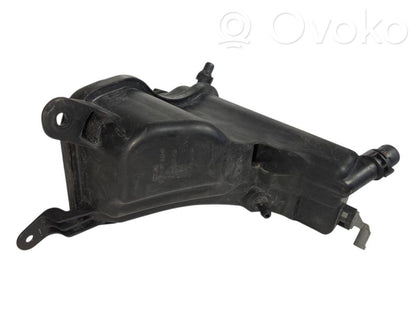 Dzesēšanas šķidruma izplešanās tvertne