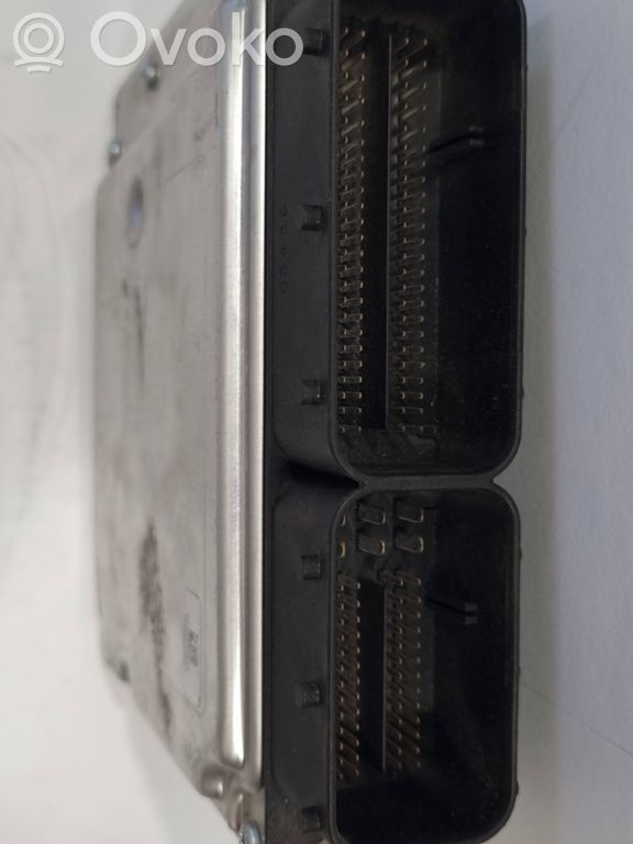 Блок управления двигателем