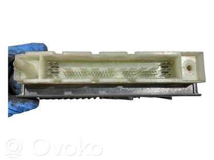 Pārnesumkārbas vadības bloks