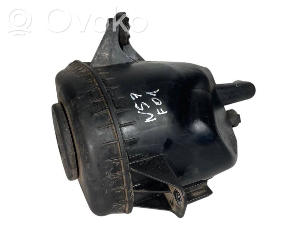 Power steering fluid reservoir