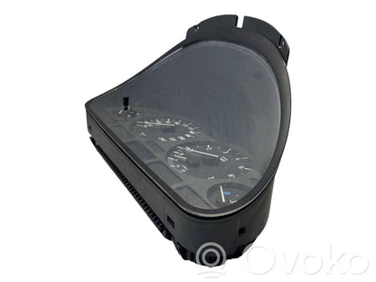 Spidometrs (instrumentu panelī)