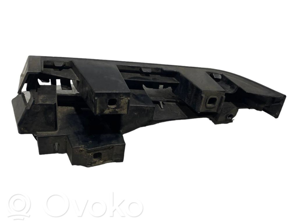 Rear bumper mounting bracket