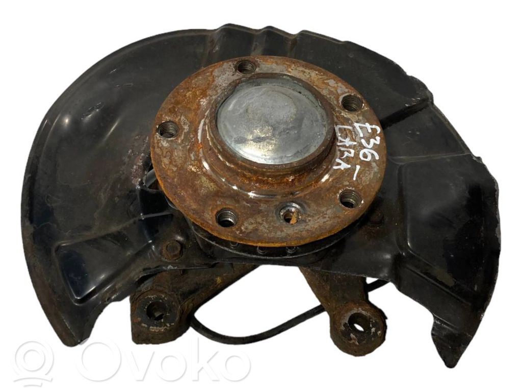 Priekšējā riteņa rumbas vārpstas šarnīrs (stupica, capfa)