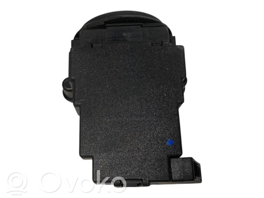 Ignition key