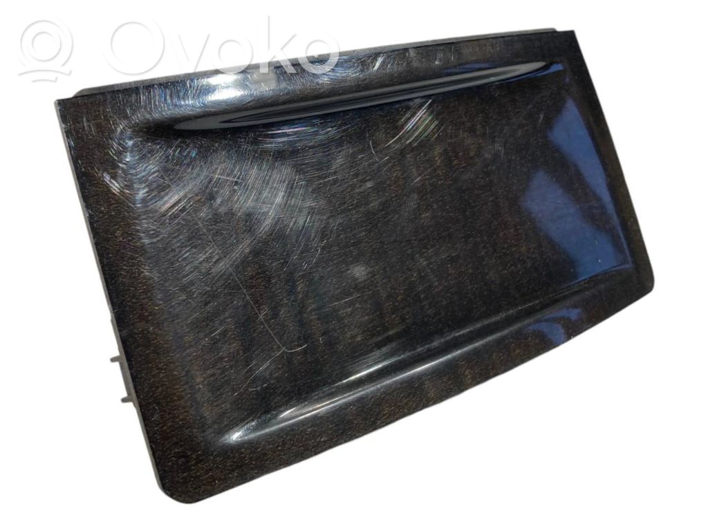 Отделка панели