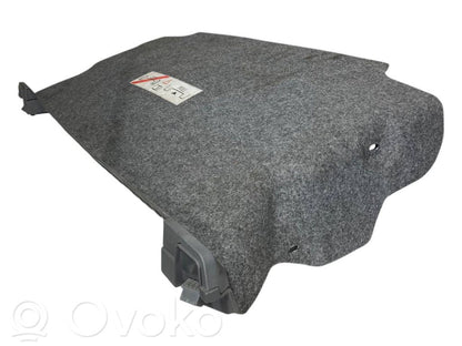 Bagāžnieka sānu apakšējās apdares panelis