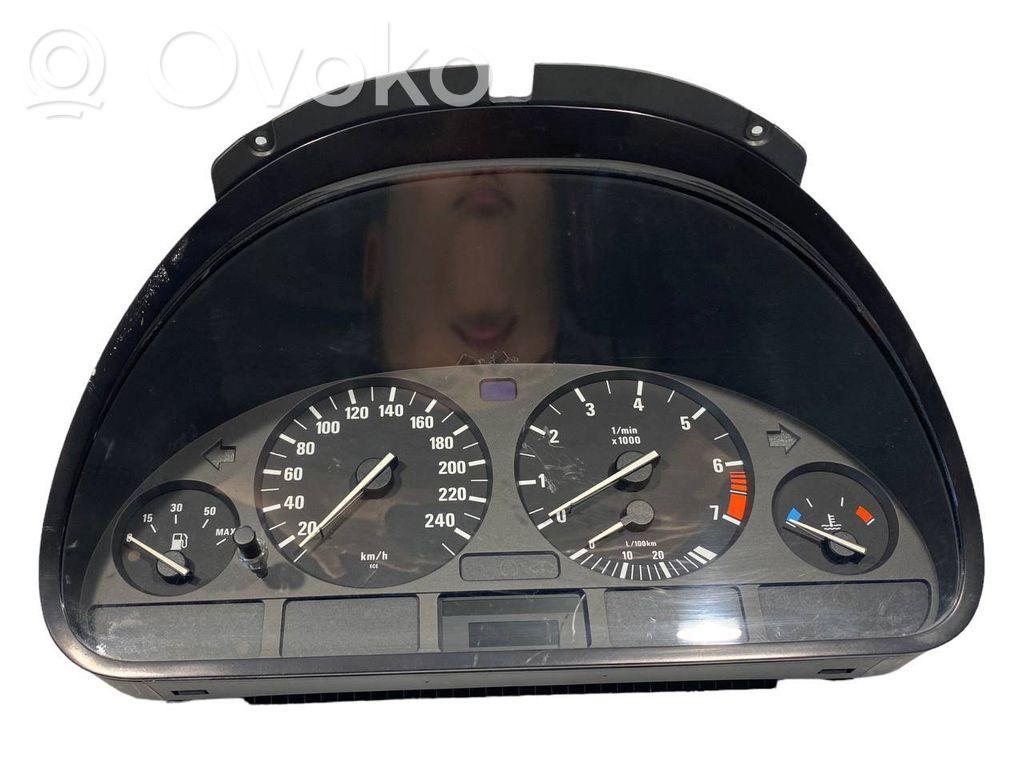 Spidometrs (instrumentu panelī)