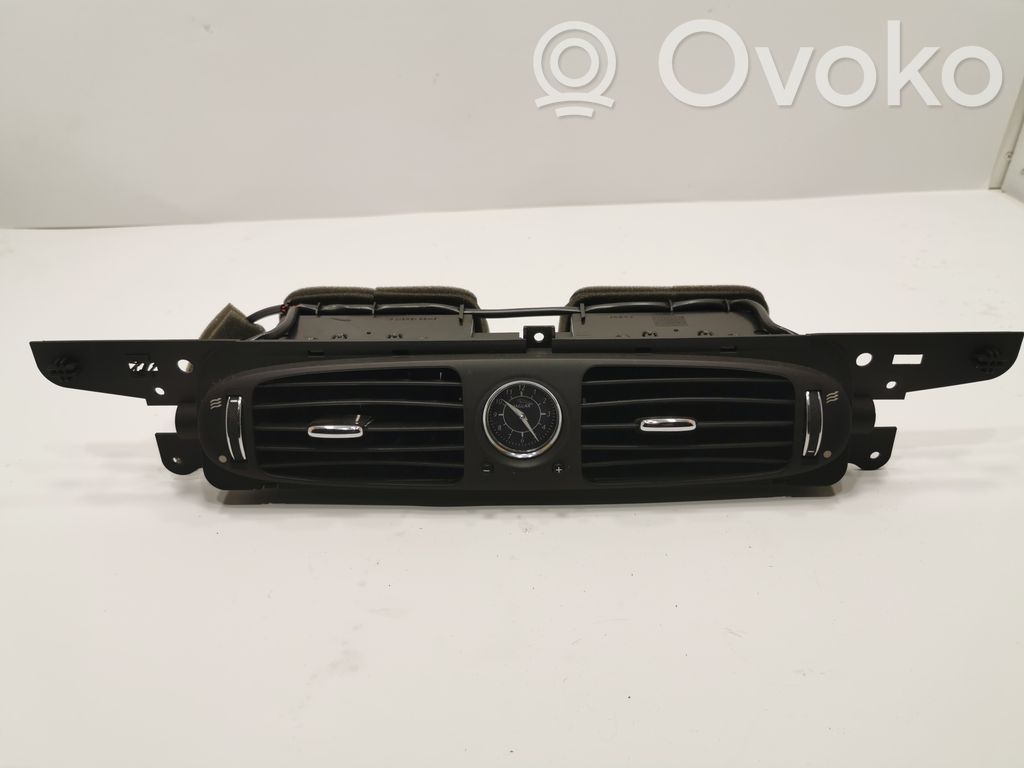 Centrālais gaisa ventilācijas režģis