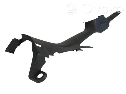 Priekšējā sliekšņa dekoratīvā apdare (iekšējā)