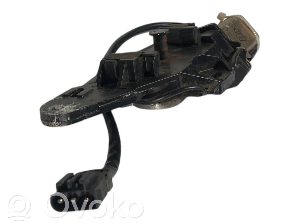 Tailgate latch