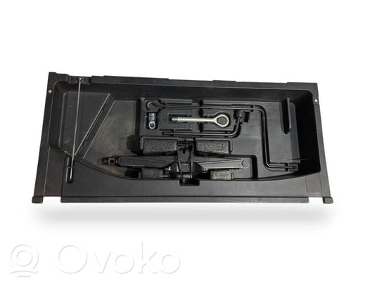 Instrumentu komplekts