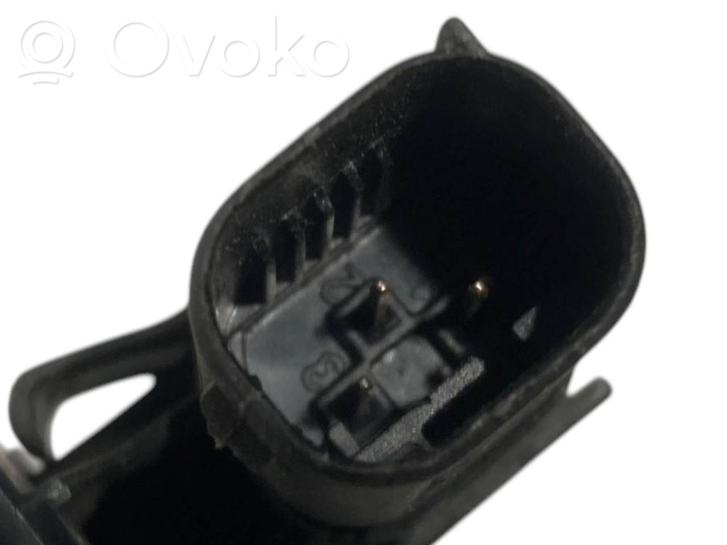 Motora pārsega atvēršanas / aizvēršanas sensors