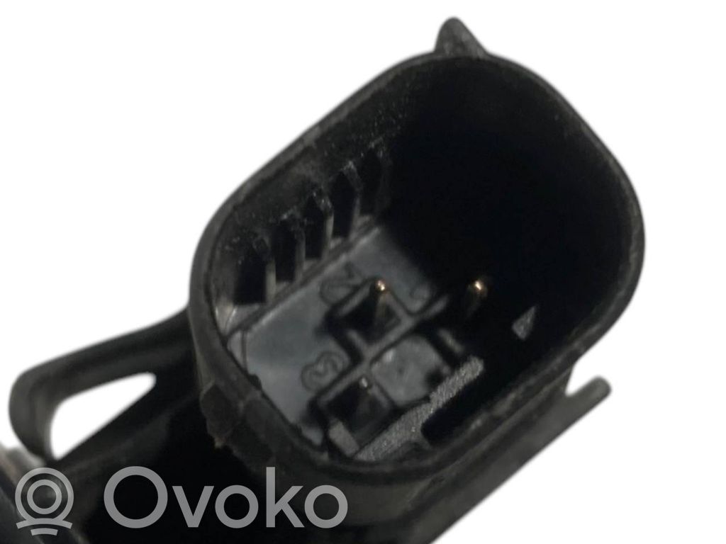 Motora pārsega atvēršanas / aizvēršanas sensors