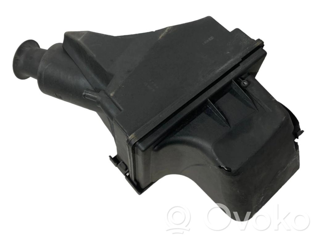 Air filter box