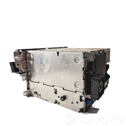 Radio / CD/DVD player / navigation