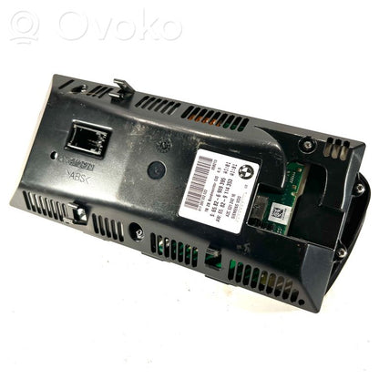 Ekrāns / displejs / mazais ekrāns