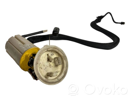 Fuel pump (in the fuel tank)