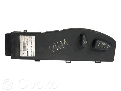 Seat adjustment switch(es)