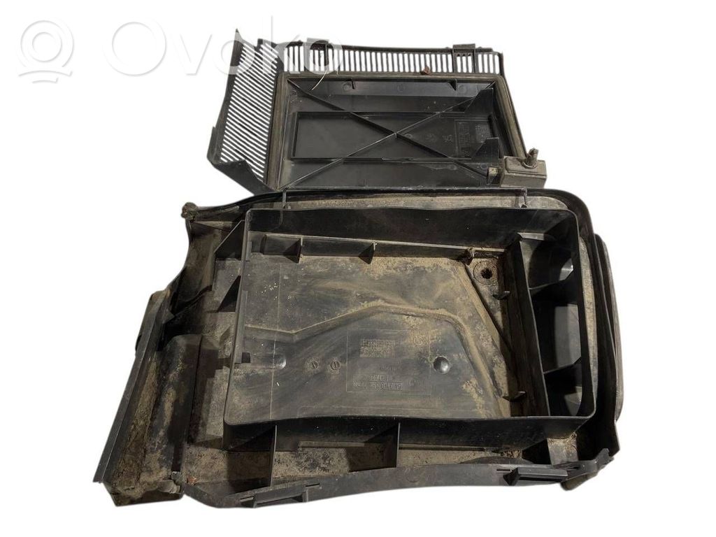 Salona gaisa mezgla plastmasas korpuss