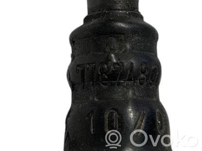 Degvielas caurulīte (-es)