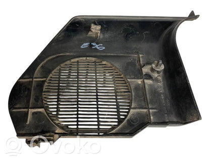 Side speaker trim