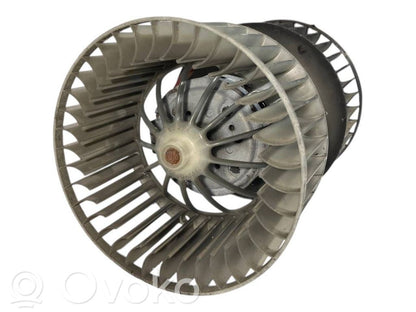 Small radiator fan