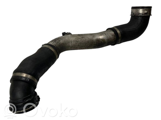 Шланг(и)/труба(ы) интеркулера