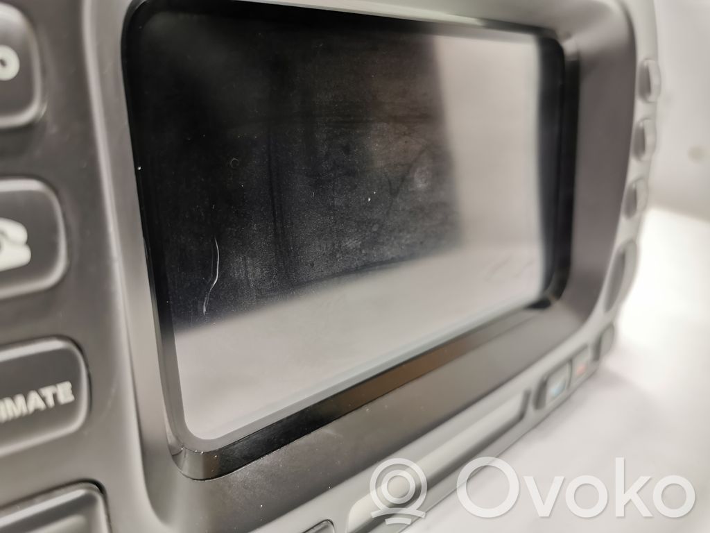 Радио / CD/DVD-плеер / навигация