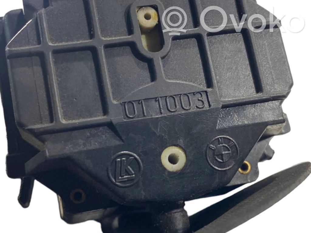 Pagrieziena signālu / lukturu sviria