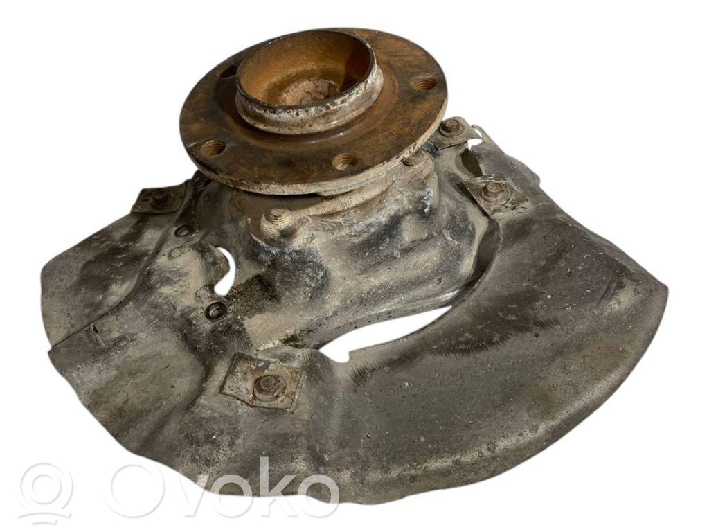 Priekšējā riteņa rumbas vārpstas šarnīrs (stupica, capfa)