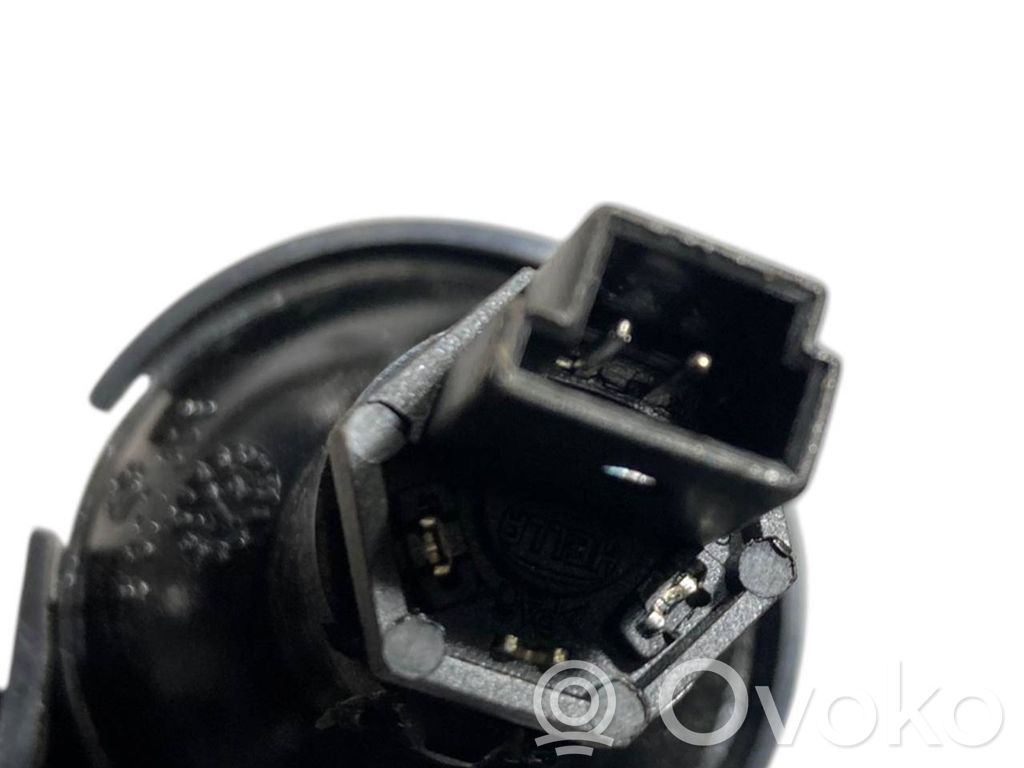 Cita veida salona apgaismojums