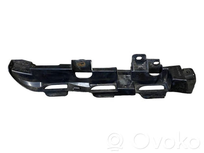 Rear bumper mounting bracket