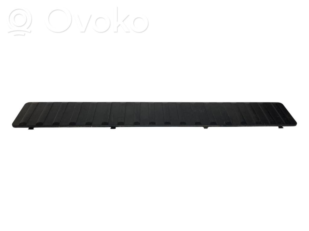Lower decorative trim