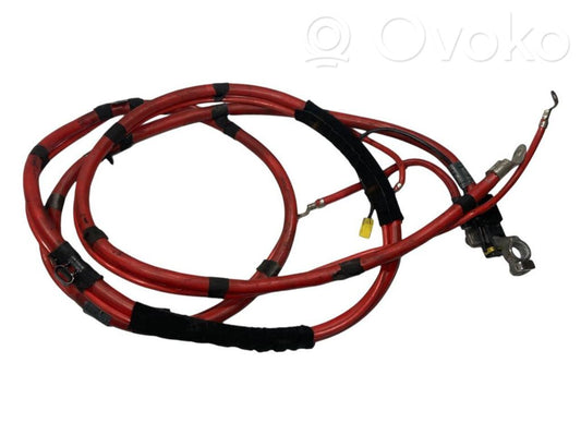 Положительный провод (аккумулятор)