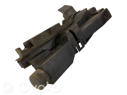 Radiatora (-u) turētājs / kronšteins