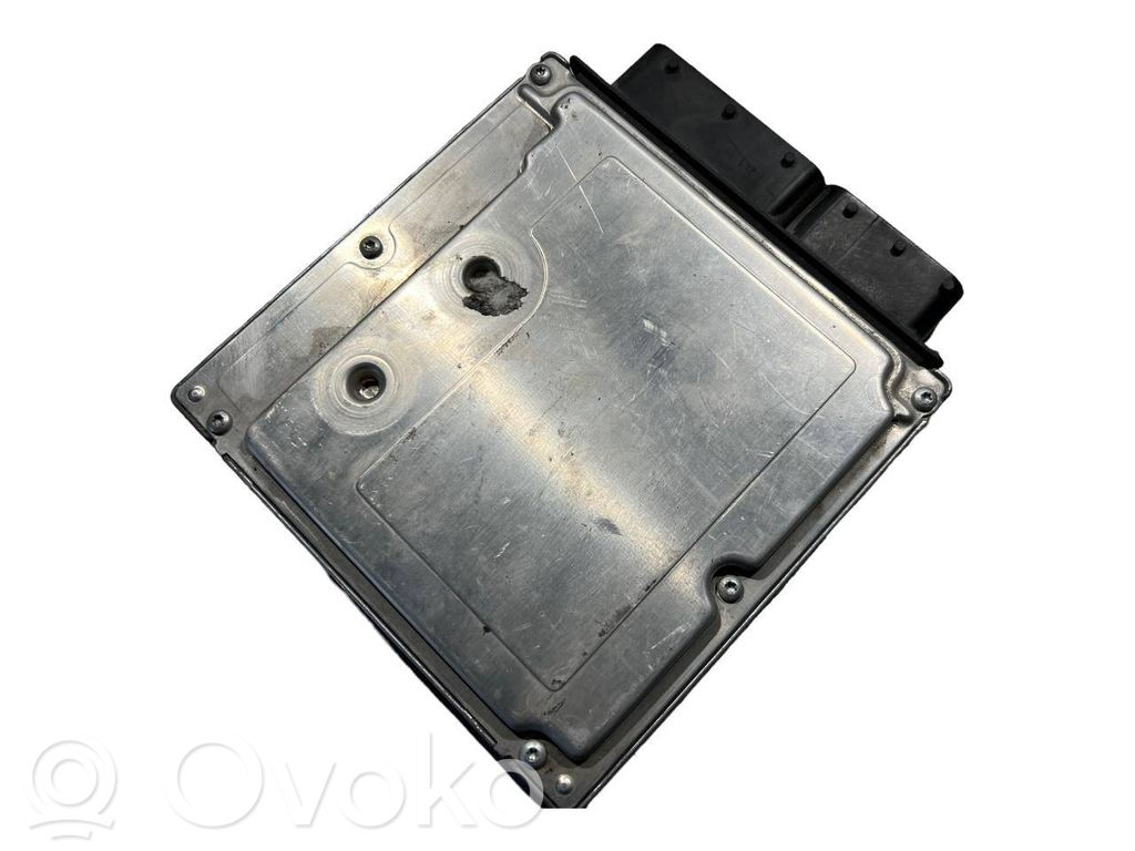 Dzinēja vadības bloks