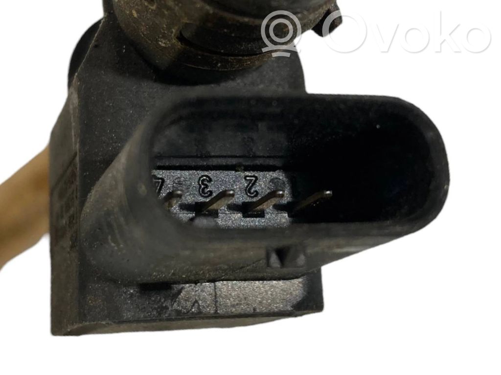 Degvielas caurulīte (-es)