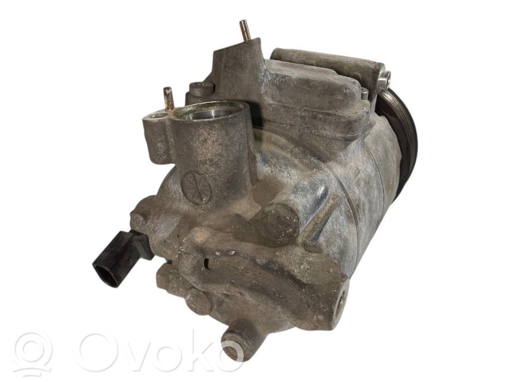 Air conditioner compressor (pump)