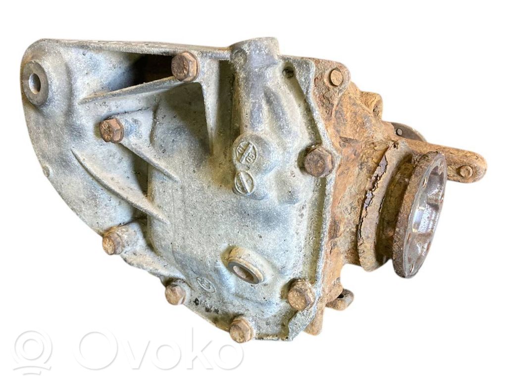 Aizmugurējais reduktors